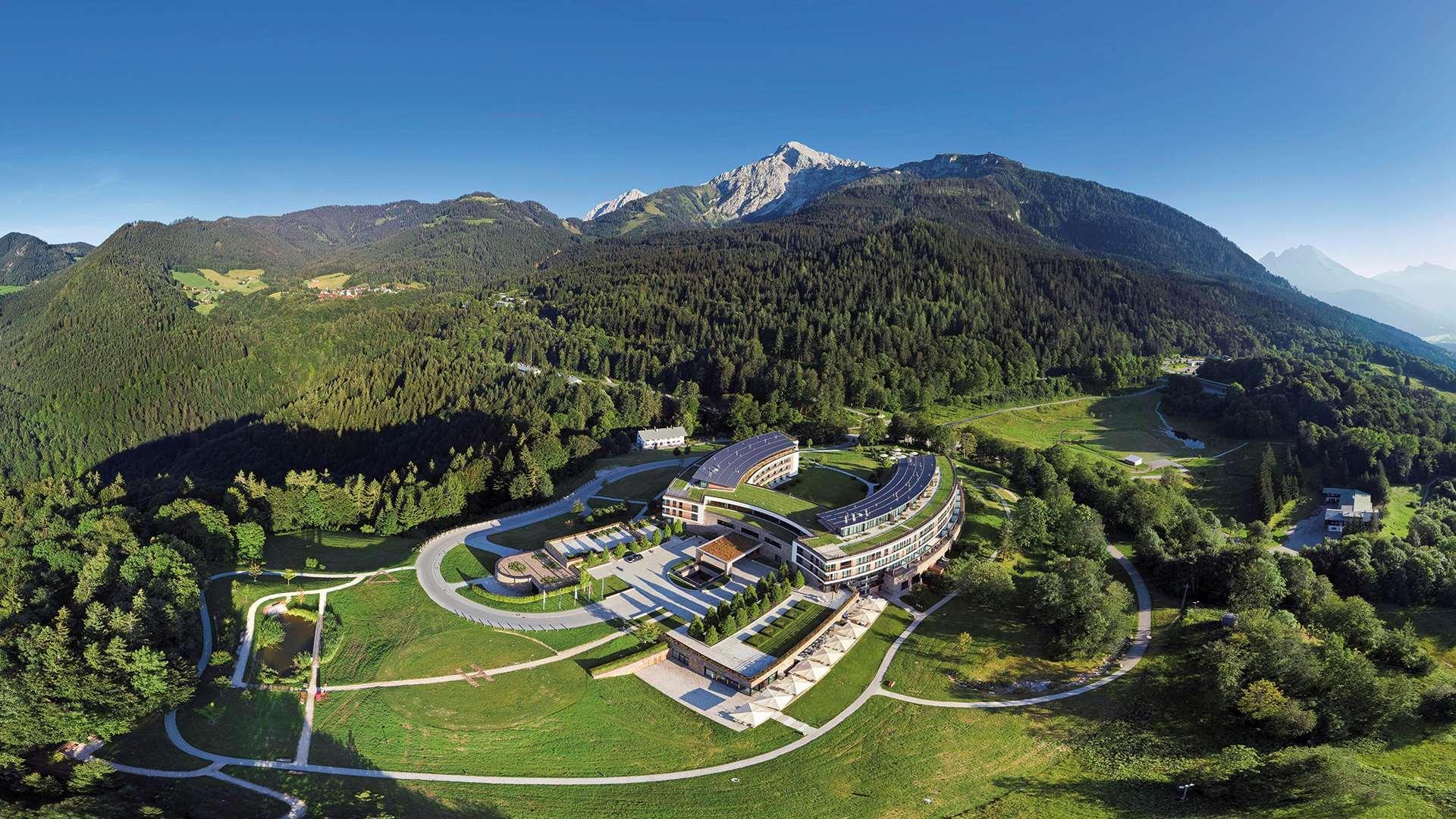 Kempinski Hotel Berchtesgaden Esterno foto Aerial view of the campus