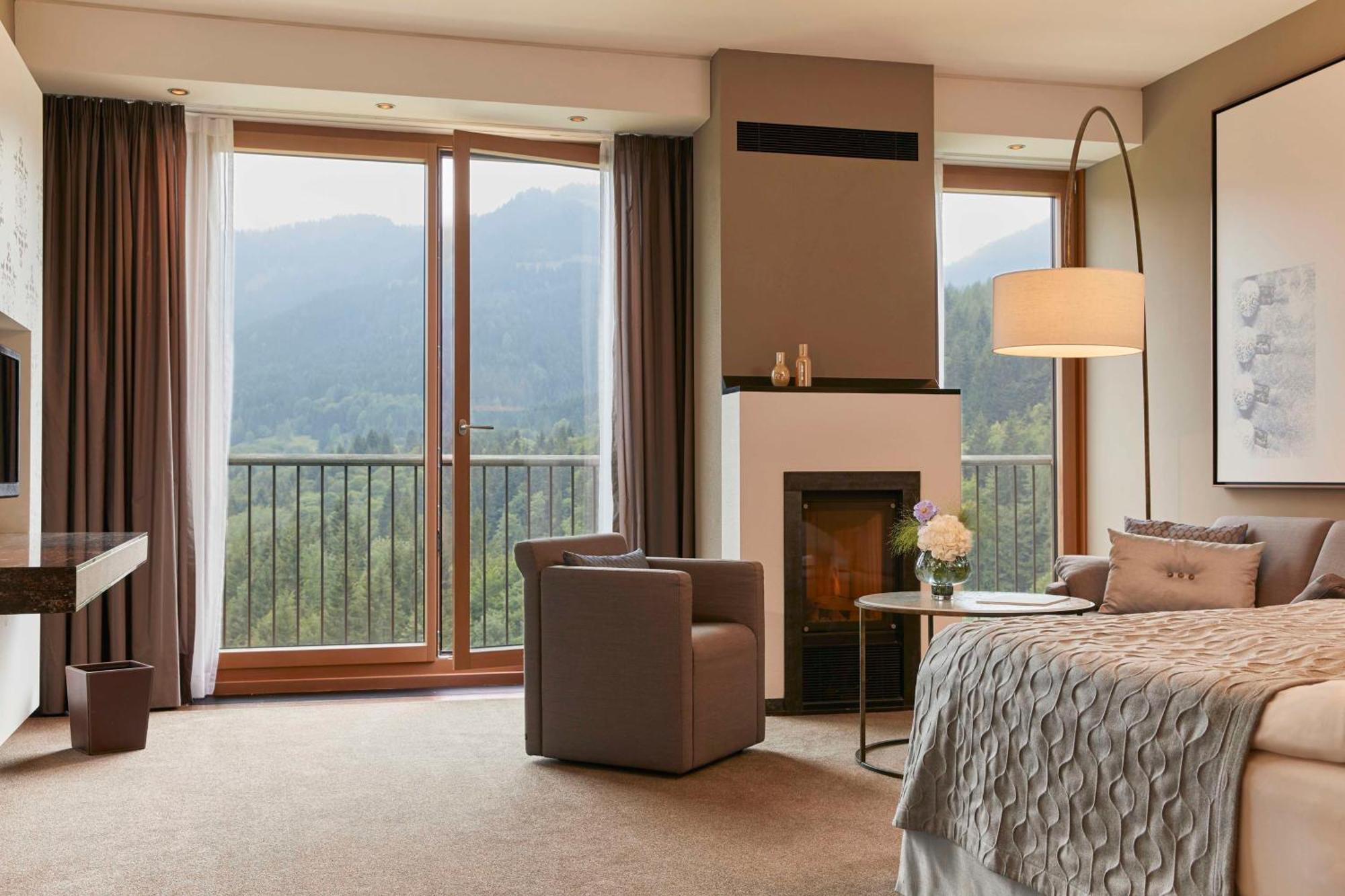Kempinski Hotel Berchtesgaden Esterno foto A room at the Hotel Axelmannstein