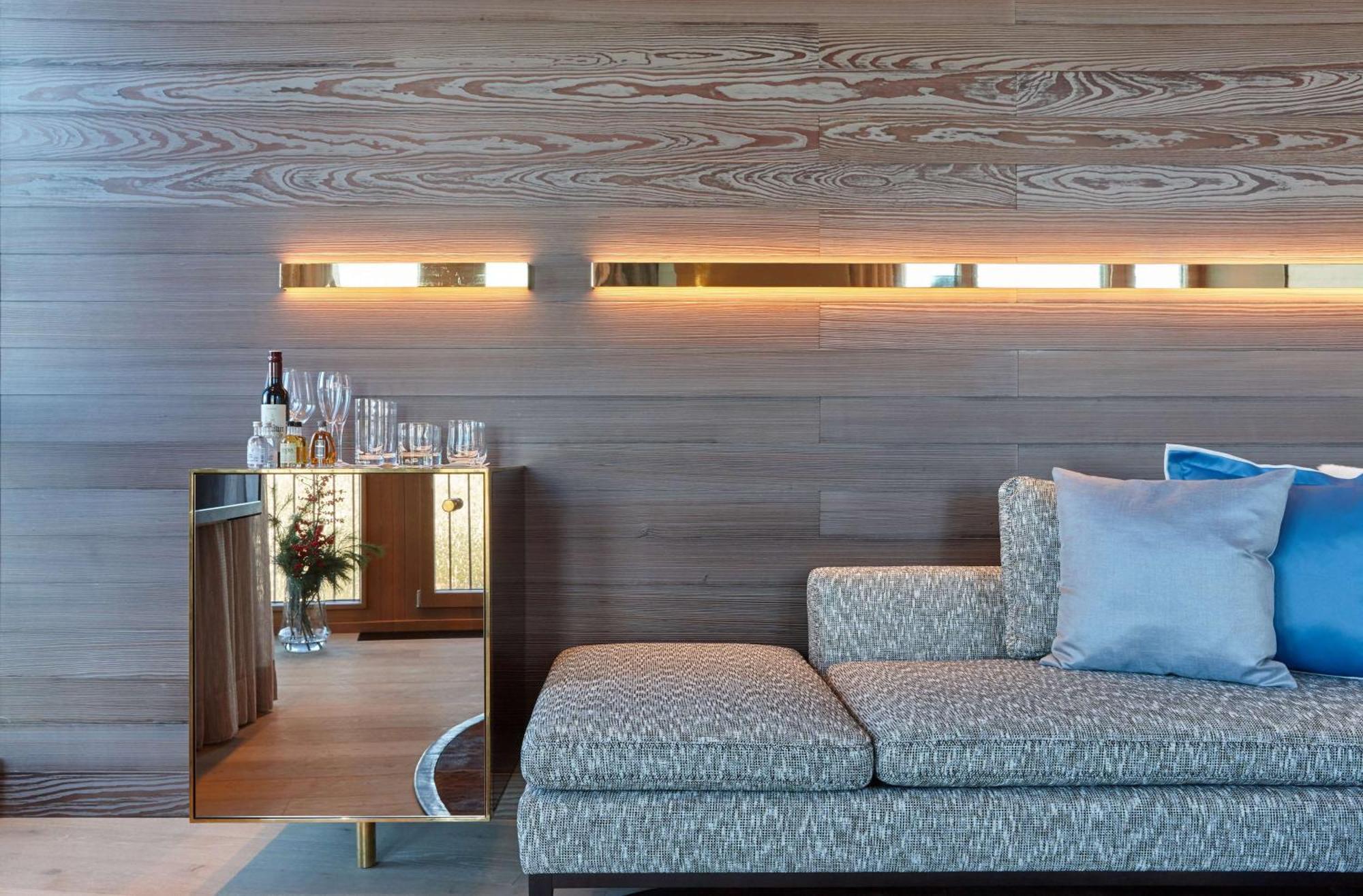 Kempinski Hotel Berchtesgaden Esterno foto A wall-mounted light
