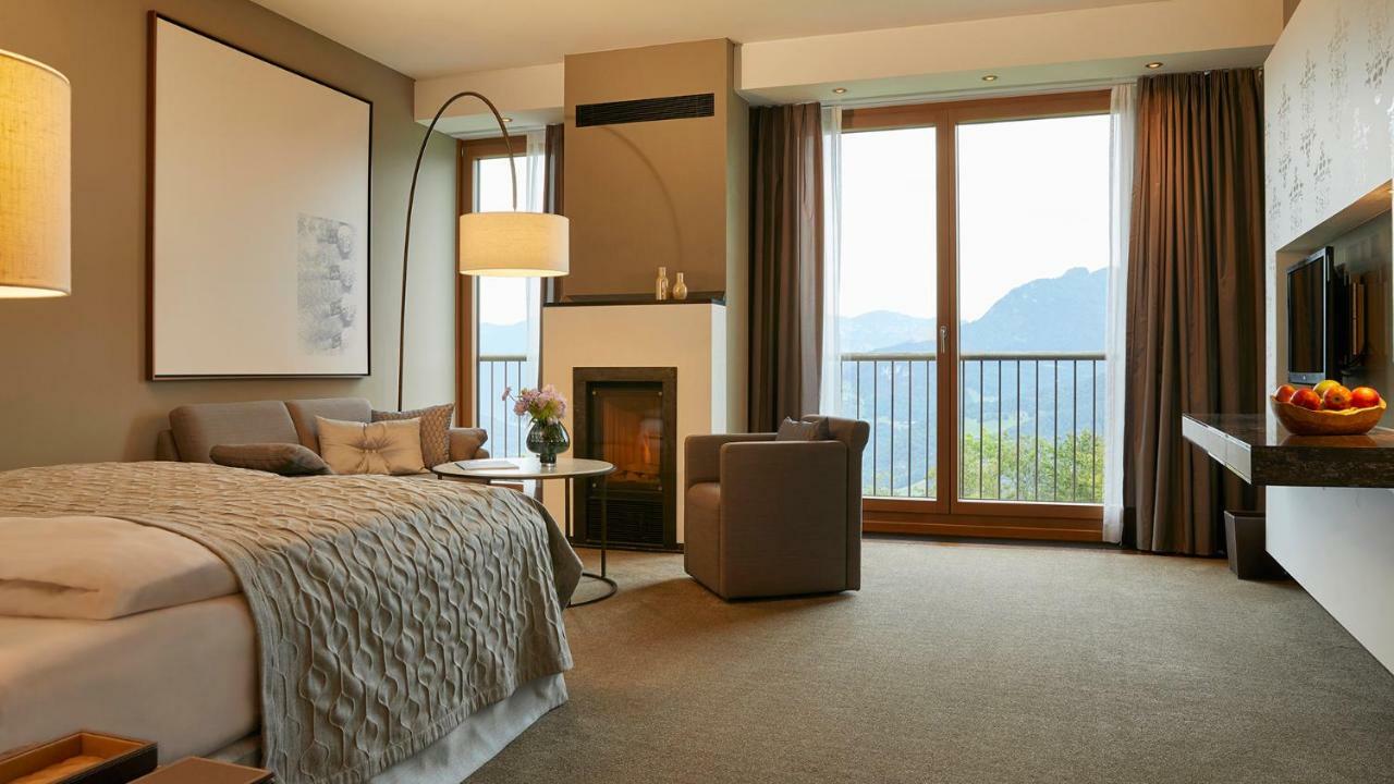 Kempinski Hotel Berchtesgaden Esterno foto A room at the Hotel Axelmannstein